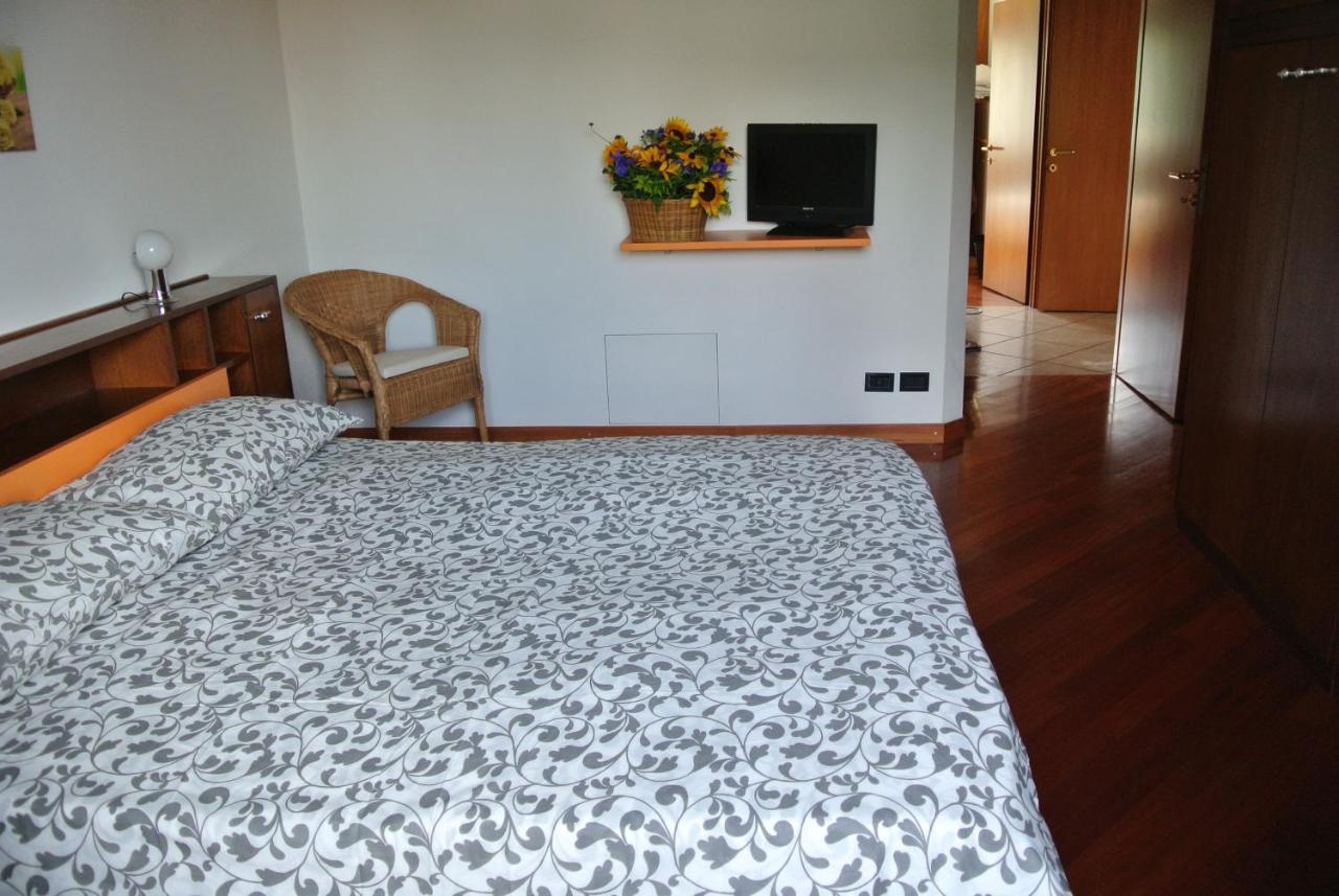 B&B Sari 코모 외부 사진